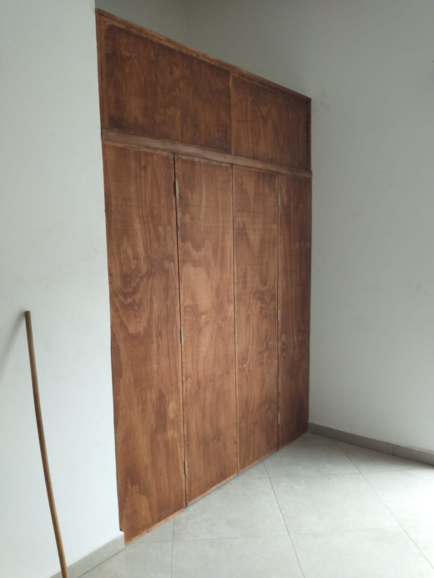 Vestidor con espejos